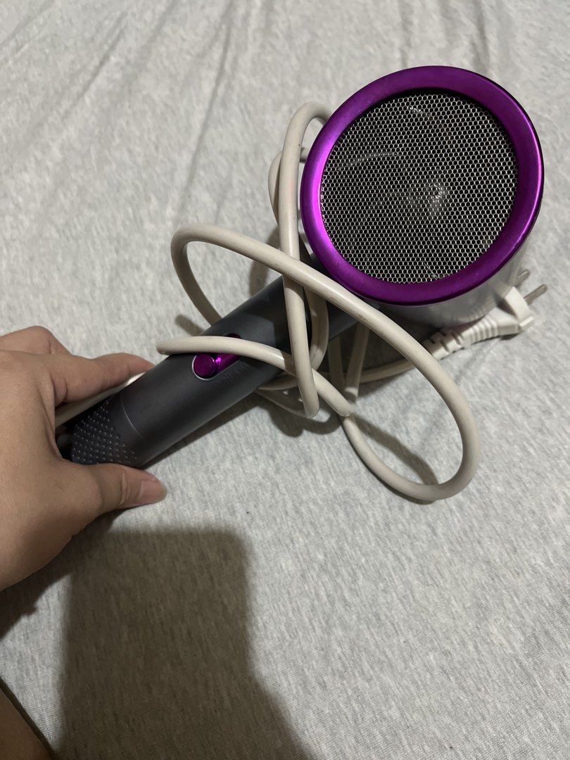 Hodekt Hair Dryer (Category: Hair) located in Quezon City. Submitted by _mryp (Listing ID 1470496591, Image 2). Description: rfs: moving.