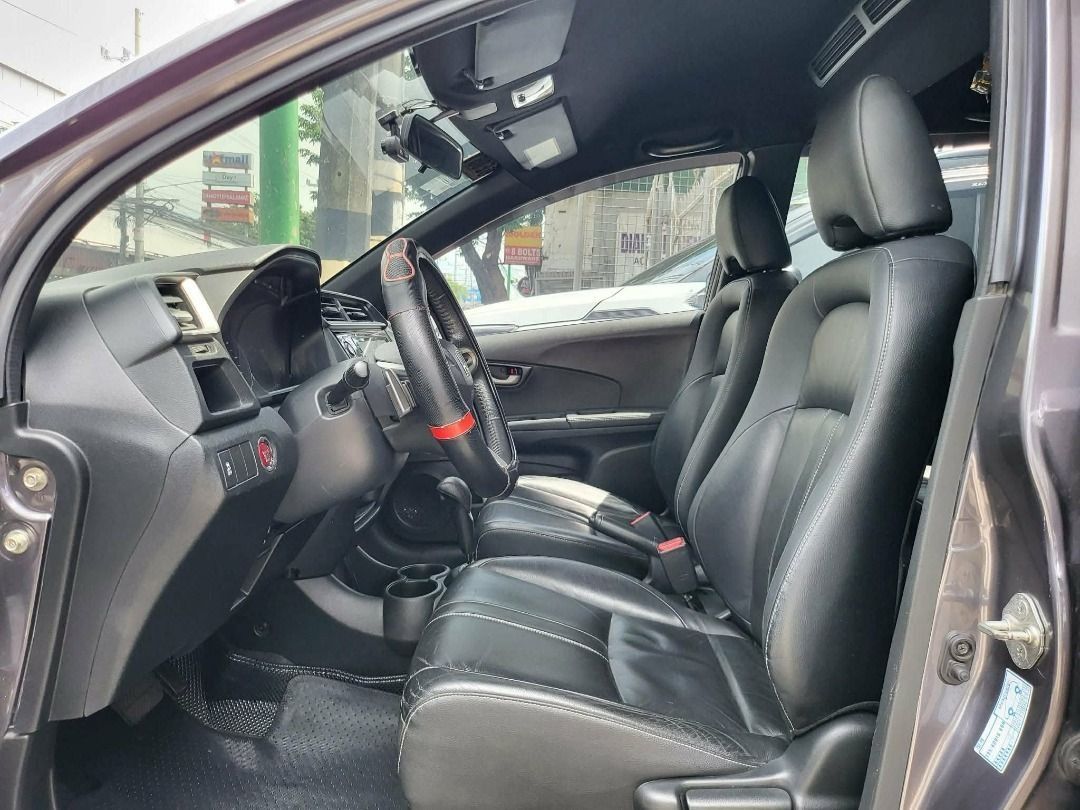 Honda brv 2017 1.5 V 73K KM Auto (Category: Used Cars) located in Las Pinas. Submitted by carempire (Listing ID 1470383777, Image 3). Description: CAR EMPIRE ANNEX ✅ Cash Price: ₱550,000 ✅ Available for CASH, FINANCING, and TRADE IN! ✅ SAMPLE COMPUTATION subject for approval based on full compliance. ✅ Inclusive Of: -Chattel fee -Transfer of ownership -Initial DP of insurance ✅ LOW DOWN PAYMENT OPTION ALL-IN CASH OUT: ₱55,500 24 Mos: ₱29,654 36 M