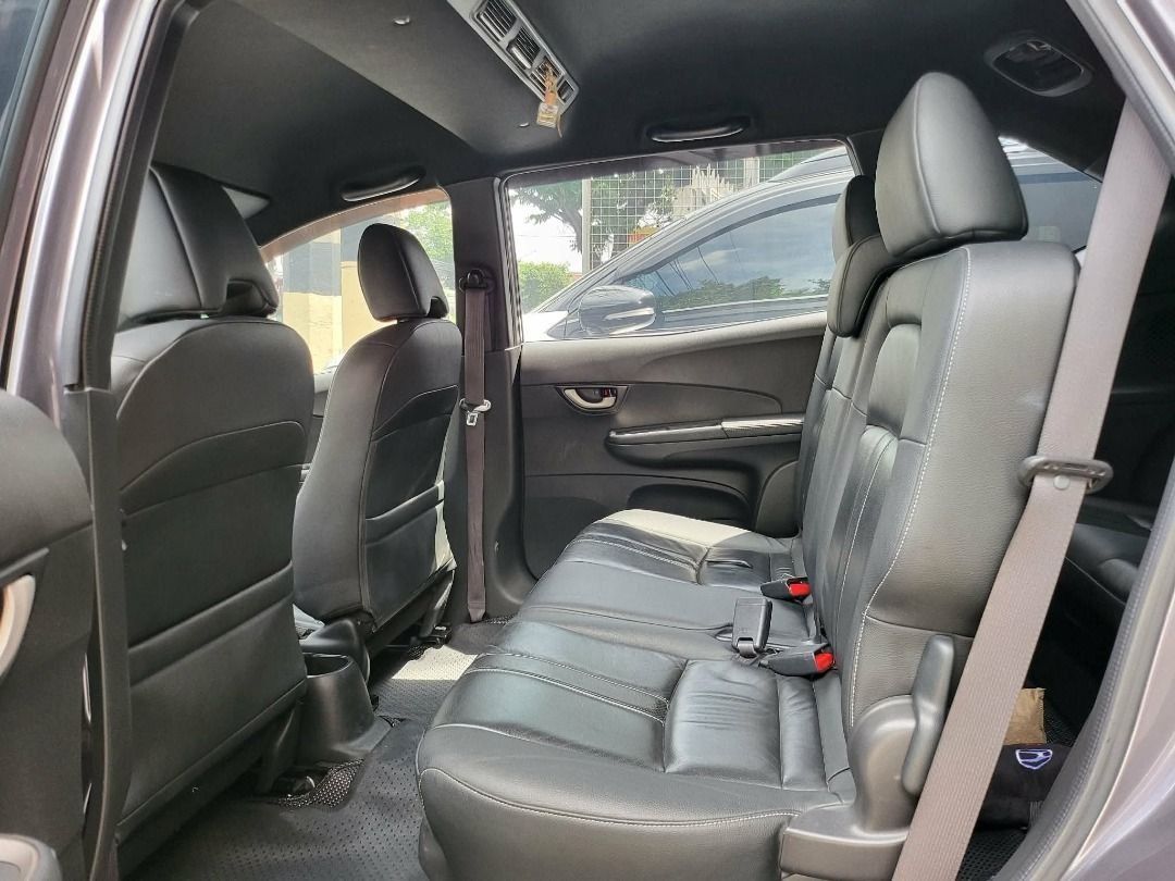 Honda brv 2017 1.5 V 73K KM Auto (Category: Used Cars) located in Las Pinas. Submitted by carempire (Listing ID 1470383777, Image 2). Description: CAR EMPIRE ANNEX ✅ Cash Price: ₱550,000 ✅ Available for CASH, FINANCING, and TRADE IN! ✅ SAMPLE COMPUTATION subject for approval based on full compliance. ✅ Inclusive Of: -Chattel fee -Transfer of ownership -Initial DP of insurance ✅ LOW DOWN PAYMENT OPTION ALL-IN CASH OUT: ₱55,500 24 Mos: ₱29,654 36 M