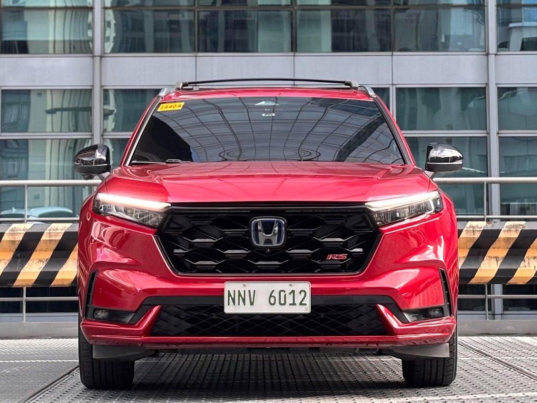 Honda CR-V 2.0 (A) (Category: Used Cars) located in Makati City. Submitted by maby_latido05 (Listing ID 1470506093, Image 1). Description: 2024 Honda CRV 2.0 RS e:HEV Hybrid AT 11k km only‼️🔥 20% Low DP Promo: Cash Out: 354k ALL IN 5 yrs : Php 49,274 4 yrs : Php 55,586 3 yrs : Php 67,034 2 yrs : Php 92,777 FREE Transfer of Ownership FREE Detailing FREE OBD Scan ✅ No Mileage Tampering Guaranteed! ✅ Verified Clean Papers ✅ Mechanic Inspected ✅ Hig