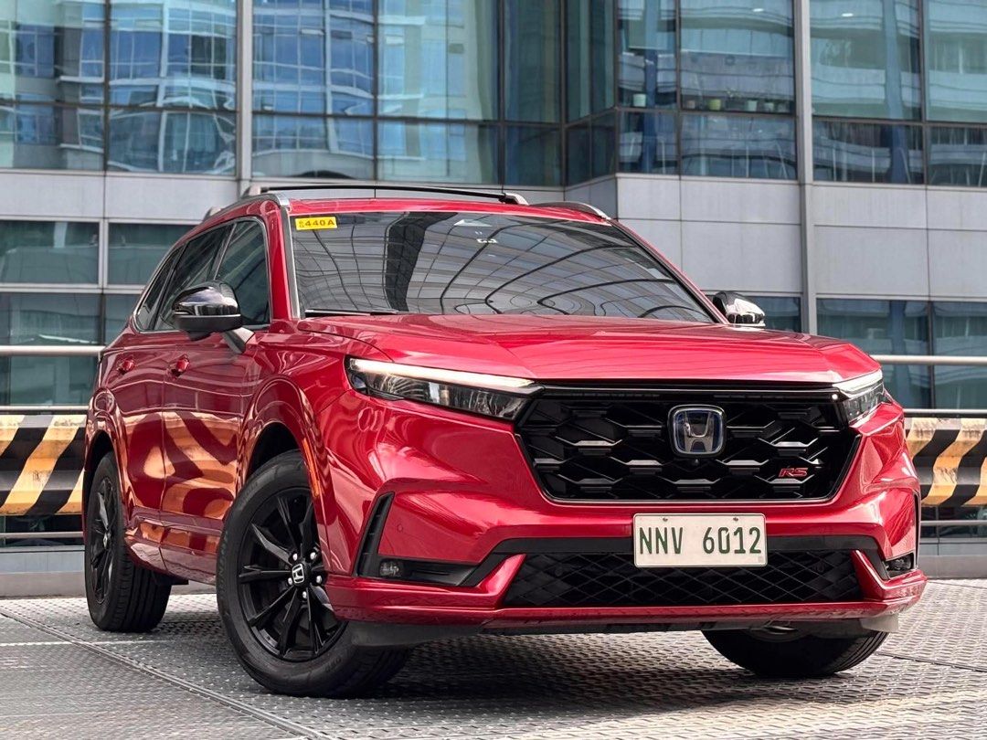 Honda CR-V 2.0 (A) (Category: Used Cars) located in Makati City. Submitted by maby_latido05 (Listing ID 1470506093, Image 2). Description: 2024 Honda CRV 2.0 RS e:HEV Hybrid AT 11k km only‼️🔥 20% Low DP Promo: Cash Out: 354k ALL IN 5 yrs : Php 49,274 4 yrs : Php 55,586 3 yrs : Php 67,034 2 yrs : Php 92,777 FREE Transfer of Ownership FREE Detailing FREE OBD Scan ✅ No Mileage Tampering Guaranteed! ✅ Verified Clean Papers ✅ Mechanic Inspected ✅ Hig