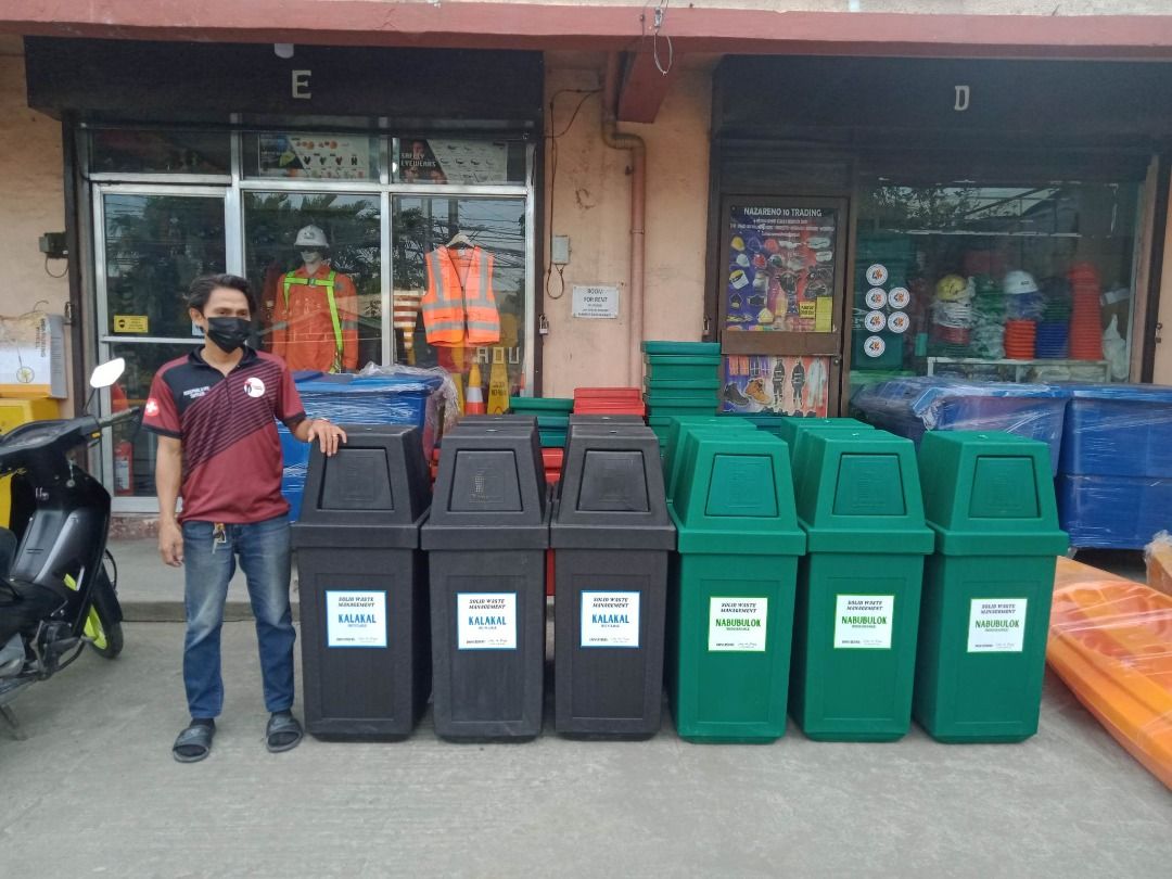 Hooded trash Bin with Metal Frame (Category: Looking For) located in Bacoor. Submitted by kajezame.2021 (Listing ID 1470400744, Image 1). Description: Hooded trash Bin with Metal Frame For More Details and Discount Contact Ms. Karen NAZARENO 10 TRADING 0963 0131 284 0933 6283 420 0956 7028 557 0933 8559 510 Landline: Look for Ms. Karen (046 ) 416 3920 Also available: • Traffic cone • Parking Block stopper • Hooded trash bin • Road Plastic Barrier