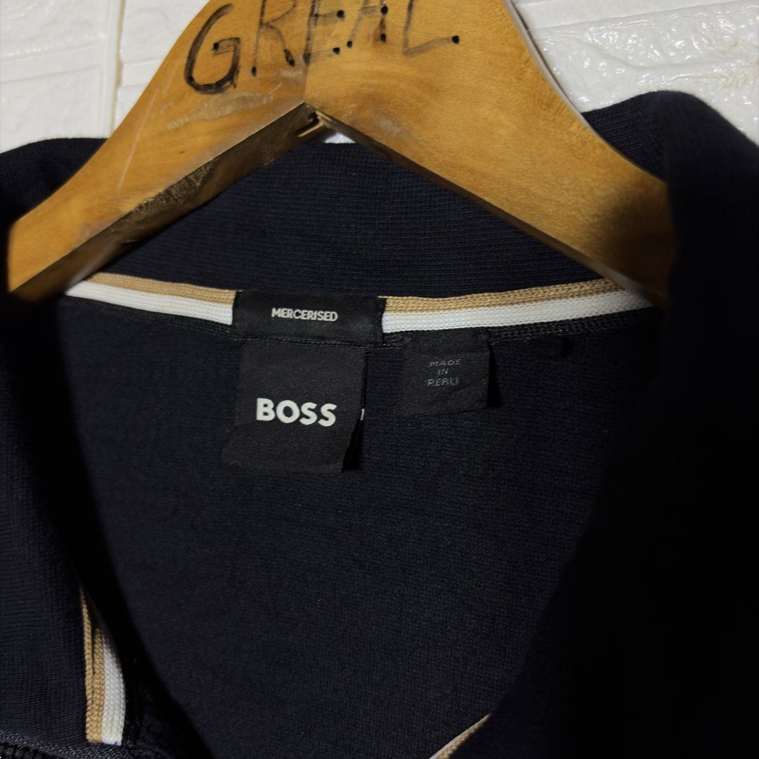 Hugo Boss Quarter Zip (Category: Hoodies) located in Palompon. Submitted by paulrojas13 (Listing ID 1470545520, Image 3). Description: Size: XL on tag Dimensions: 24 x 30 Condition: As new Color Rate: 9.9/10 Issue: None .