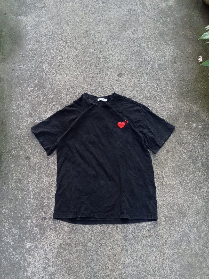 Human made (OFF) (Category: Tshirts & Polo Shirts ) located in Lipa City. Submitted by -mon27thrift14 (Listing ID 1470494879, Image 2). Description: 21x28.5.