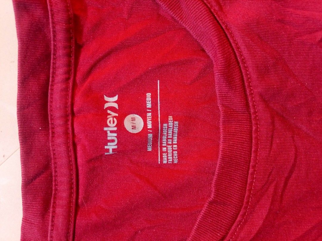 Hurley (Category: Activewear) located in Bulacan. Submitted by jeromealejo (Listing ID 1470389564, Image 3). Description: EXCELENT W-20/L-26 NO ISSUE.