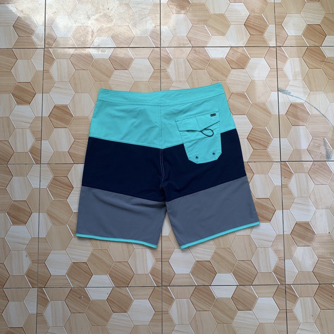 Hurley Board Short❗️ (Category: Shorts) located in Cebu City. Submitted by darrylopon12219 (Listing ID 1470373488, Image 2). Description: Orig💯 As New Condition No Issue Size 31 Color Rate:9.9/10 Dimes:W31-34 L19 Leghole 10.5 -Need Wash 📍 CONSOLACION, CEBU ‎🚚 ship via J&T ‎DM NOW📩.