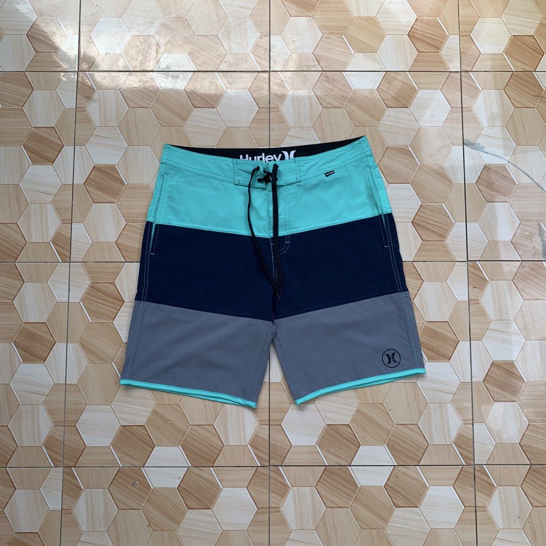 Hurley Board Short❗️ (Category: Shorts) located in Cebu City. Submitted by darrylopon12219 (Listing ID 1470373488, Image 1). Description: Orig💯 As New Condition No Issue Size 31 Color Rate:9.9/10 Dimes:W31-34 L19 Leghole 10.5 -Need Wash 📍 CONSOLACION, CEBU ‎🚚 ship via J&T ‎DM NOW📩.