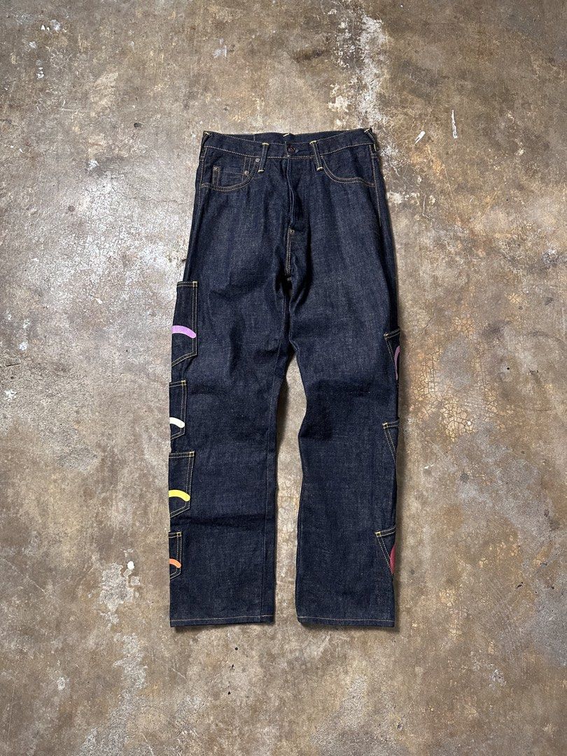 Iconic Evisu 2000s multipocket denim jeans (Category: Jeans) located in Bacolod City. Submitted by thestitchph (Listing ID 1470469892, Image 2). Description: Iconic Evisu 2000s multipocket denim jeans Size 30 Sizing info; Waist 15” Rise 12” thigh 13” knee 9.5” leg opening 8” inseam 30” total length 42” NOTE! ALTERED LENGTH SEE LAST PHOTO.