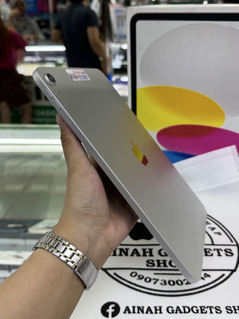 IPAD A16 256GB 92BH WIFI ONLY NO ISSUE (Category: Other Gadgets) located in San Juan City. Submitted by aynaagadgets (Listing ID 1470353198, Image 2). Description: IPAD A16 256GB WIFI ONLY OCTOBER 2026 STALL #: XB-07 FOR SALE | TRADE / SWAP PASS SA MGA SCAMMERS / THIRD PARTY (RFS: Buy and Sell) ⬇️DETAILS: •256 GB (Other storage is also available) •Silver (Other color is also available but price may vary) •92%bh •NTC Variant •95% Smooth •Truetone 