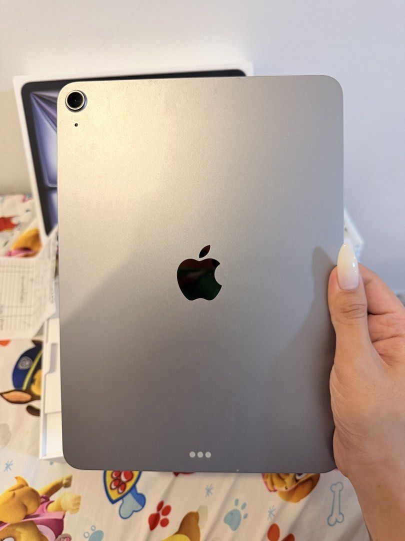 IPAD M4 (Category: iPad) located in Manila. Submitted by kessikessi (Listing ID 1470373869, Image 3). Description: IPAD AIR 11 INCH M4 NO ISSUE Good AS NEW ( bagong bili ng august di nagagamit) 128 GB 🔋 100% BATTERY HEALTH 🍎 UNDER WARRANTY 8/26/2027 ✳️CYCLE COUNT 31 📍SJDM, Bulacan Can adjust the price.