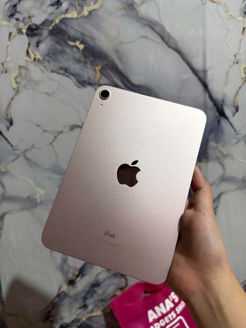Ipad Mini 6 64gb Wifi (Category: iPad) located in Dasmarinas. Submitted by ellemrxi (Listing ID 1470368868, Image 2). Description: .