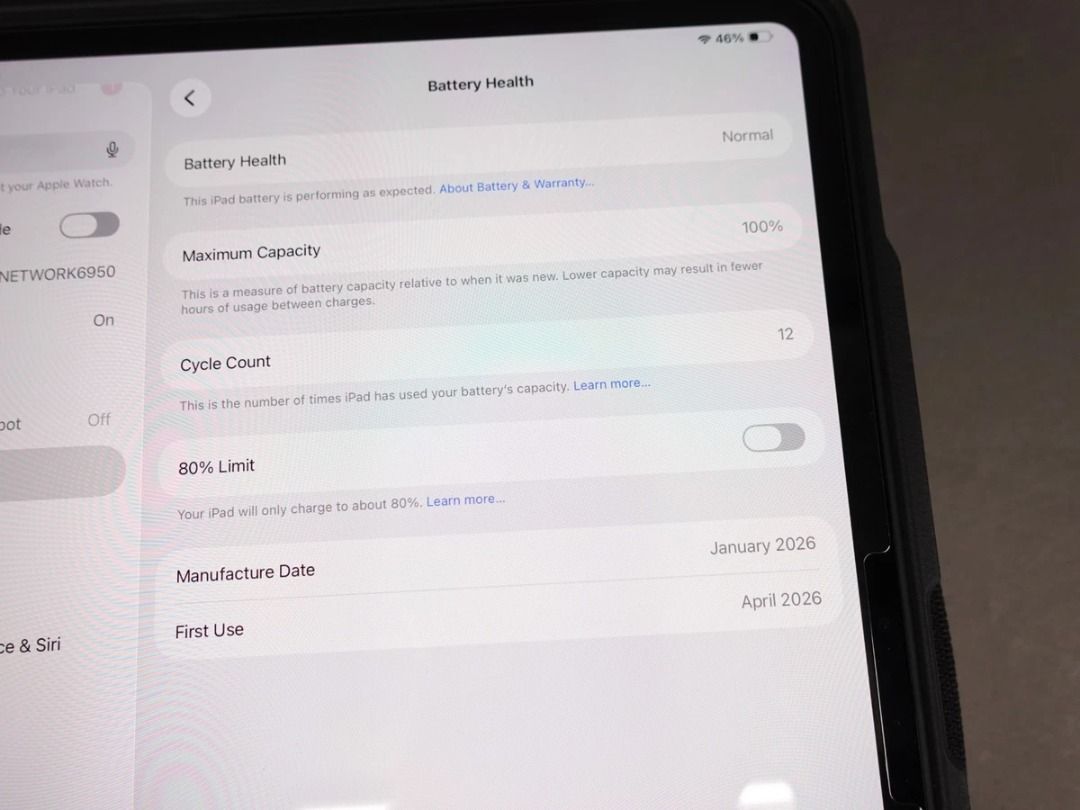 iPad Pro Silver 2TB (Category: iPad) located in Bacarra. Submitted by drewan.lpez (Listing ID 1470415770, Image 3). Description: iPad Pro M5 WiFi + Cellular (Openline) P19,500 fix (autopass sa tawad) Meet up: Bacarra, Ilocos Norte I'm not always online here twag kna lng 😀0930😀760😀0135😀 100% in good condition; no issue 100% smooth pa Complete with original charger, cable, box, Apple Pencil, case and packaging Specs: Apple M5 Processor 2TB Wifi
