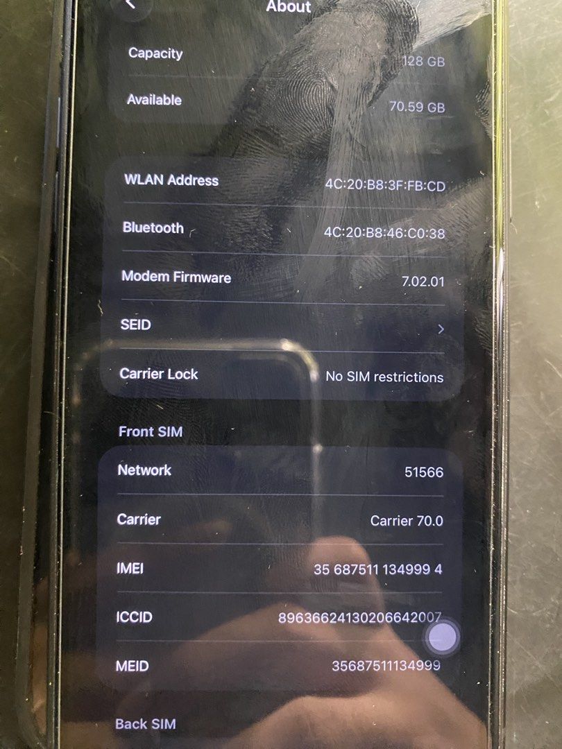 IPHONE 11 128GB (Category: iPhone 11 Series) located in Manila. Submitted by maxpogihaha (Listing ID 1470371694, Image 3). Description: IPHONE 11 | 128GB ₱13,000 (Negotiable) UNLI TESTING UPON MEETUP 100% Battery Health (Replaced with Genuine Part) 128GB Storage Minor paint chip beside the camera (does not affect camera quality) Good working condition Location: Almar, North Caloocan.