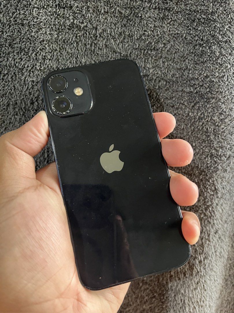 iPhone 12 Mini 128gb Factory Unlock (Category: iPhone 12 Series) located in San Juan City. Submitted by emem007 (Listing ID 1470392571, Image 3). Description: iPhone 12 Mini 128gb Factory Unlock Black Sale or Swap to your? ISSUE: •Replaced LCD and No Face ID ❌ Details: •Working Truetone •Good Camera •Good Battery (73% BH) •Good Performance •Unit and Case only Open for Swap? ios or android pm lang sa offers ty.