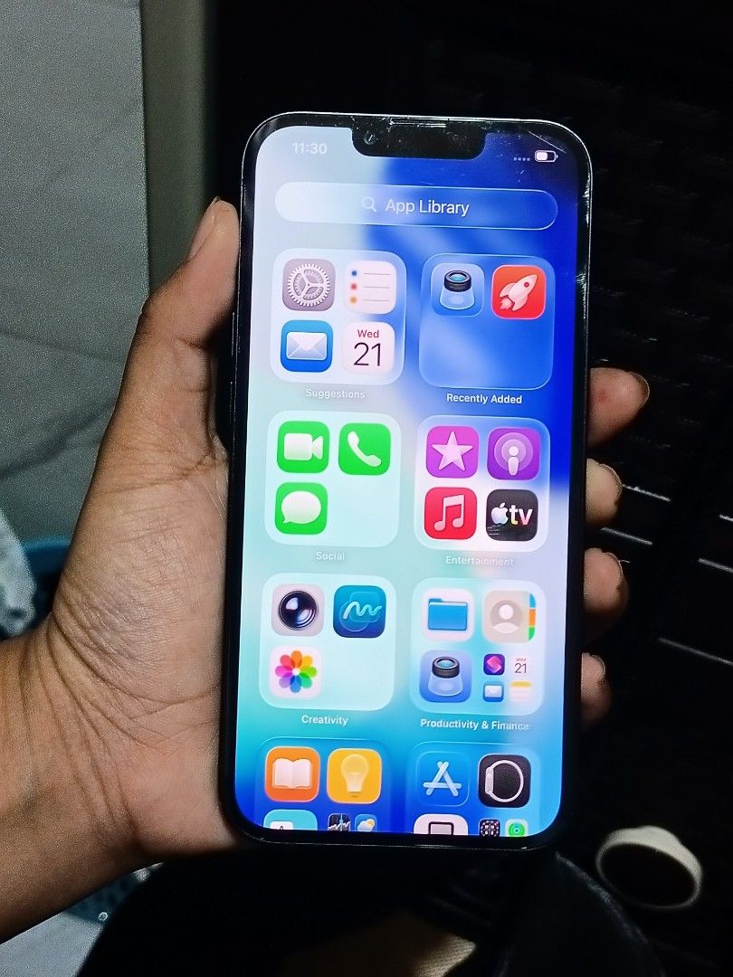 iPhone 13 128 gb (Category: iPhone 13 Series) located in Manila. Submitted by ziyaccessoriesph (Listing ID 1470546318, Image 2). Description: iPhone 13 128GB - No Issue / No Repair - 100% Original - Good as New *DESCRIPTION:* 📱 *iPHONE 13 128GB - NO ISSUE!* ✅ 128GB Storage ✅ 100% Original - Not Refurbished ✅ No Issue / No Hidden Issue ✅ No Repair History ✅ Face ID Working ✅ True Tone Working ✅ Battery Health (makunat pa!) ✅ All buttons working ✅