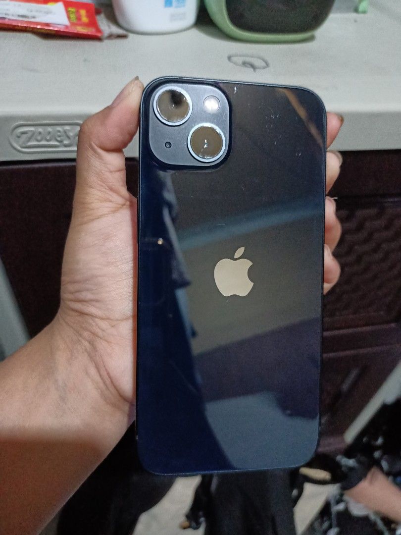 iPhone 13 128 gb (Category: iPhone 13 Series) located in Manila. Submitted by ziyaccessoriesph (Listing ID 1470546318, Image 1). Description: iPhone 13 128GB - No Issue / No Repair - 100% Original - Good as New *DESCRIPTION:* 📱 *iPHONE 13 128GB - NO ISSUE!* ✅ 128GB Storage ✅ 100% Original - Not Refurbished ✅ No Issue / No Hidden Issue ✅ No Repair History ✅ Face ID Working ✅ True Tone Working ✅ Battery Health (makunat pa!) ✅ All buttons working ✅