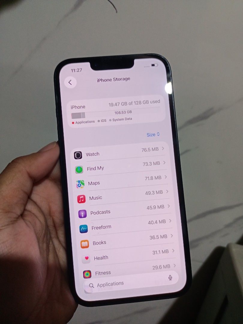 iPhone 13 128 gb (Category: iPhone 13 Series) located in Manila. Submitted by ziyaccessoriesph (Listing ID 1470546318, Image 3). Description: iPhone 13 128GB - No Issue / No Repair - 100% Original - Good as New *DESCRIPTION:* 📱 *iPHONE 13 128GB - NO ISSUE!* ✅ 128GB Storage ✅ 100% Original - Not Refurbished ✅ No Issue / No Hidden Issue ✅ No Repair History ✅ Face ID Working ✅ True Tone Working ✅ Battery Health (makunat pa!) ✅ All buttons working ✅
