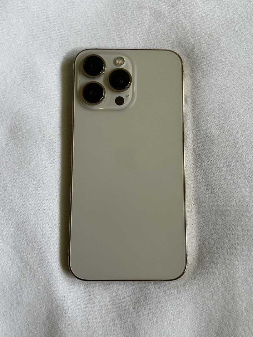 iPhone 13 Pro (Category: iPhone 13 Series) located in Agdangan. Submitted by jjflipgadgets (Listing ID 1470406343, Image 1). Description: .