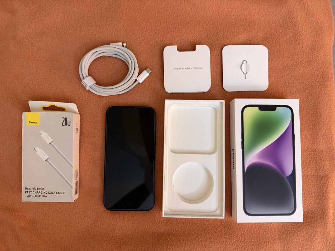 Iphone 14 Plus - 256gb, midnight blue (Category: iPhone 14 Series) located in Taguig. Submitted by ohmarmoris (Listing ID 1470512751, Image 1). Description: iPhone 14 Plus - 256GB, Dark blue ✅ 83% battery ✅ Free 3 meter cord ✅ Free Phone cases ✅ With tempered glass ✅ Slight scratches ✅ Factory Unlocked ✅ No issues RFS: Upgraded phone.