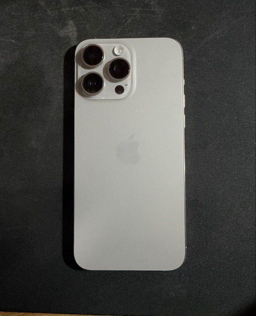 iPhone 15 Pro Max (Category: iPhone 15 Series) located in Quezon City. Submitted by earlandrei21476 (Listing ID 1470468640, Image 1). Description: 30K FIRM 78% Battery Health Slight scratch on screen RFS - nag upgrade po.