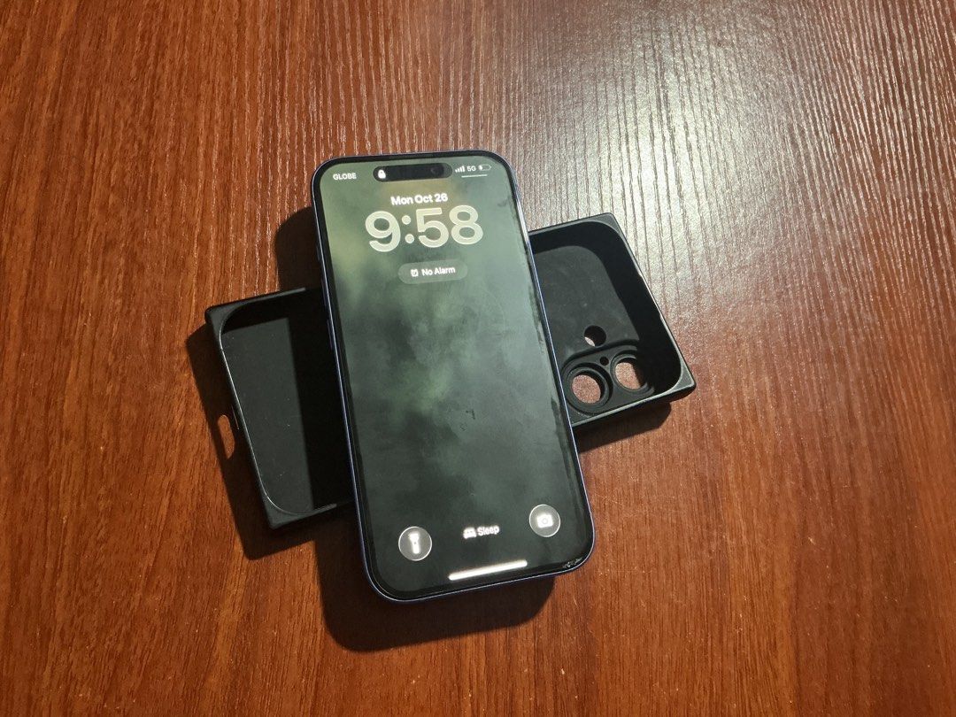 iPhone 16 128gb (❗️SALE❗️) (Category: iPhone 16 Series) located in Manila. Submitted by mj.norilee (Listing ID 1470507337, Image 2). Description: ✅iPhone 16 128gb (Blue) ✅88% battery health ✅No SIM restriction ✅No issues/All working ✅No history of repair.