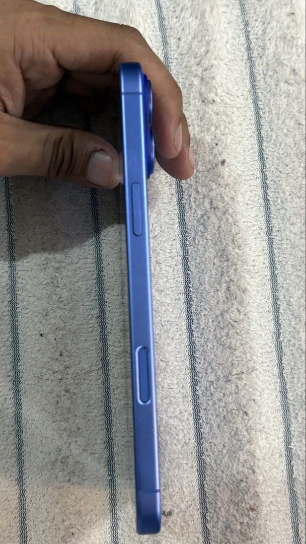 Iphone 16 Plus (Category: iPhone 16 Series) located in Manila. Submitted by angelpa123 (Listing ID 1470515948, Image 3). Description: Iphone 16 Plus For sale or swap sa lower unit‼️ 128gb Ultramarine Color‼️ UsVA With sim slot No Sim Restrictions‼️ All network working Inclusions: Box Case 95% Battery Health🔋 Selling Price: ₱32k Swapping Price: ₱33k Preffered unit if swap Iphone 14 Plus Loc: North Caloocan Open for meet ups Rfs: Upgrade‼️.