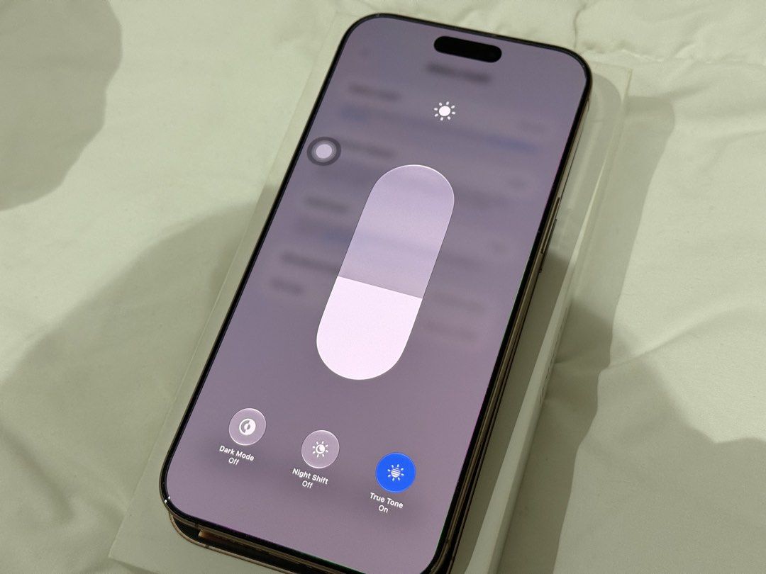 iphone 16 pro max 256GB (Category: iPhone 16 Series) located in Bacoor. Submitted by yztrella (Listing ID 1470524143, Image 3). Description: negotiable cycle count 534 never been repaired no issue - everything works properly smooth performance no scratch no dents with tempered glass inclusions: - authentic tinee owl case - box rfs upgrade.