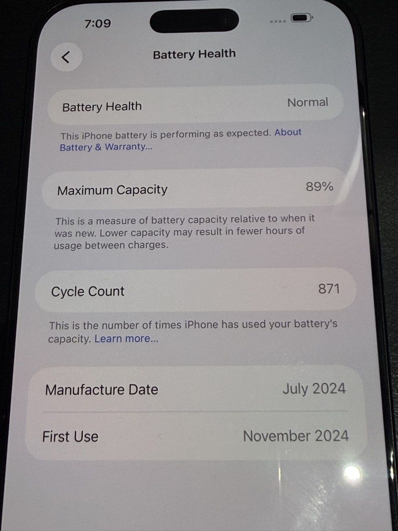 Iphone 16 pro max 256gig (Category: iPhone 16 Series) located in Paranaque City. Submitted by budolsurplus (Listing ID 1470372466, Image 3). Description: For Sale: Iphone 16 Pro Max Black titanium 256 gig no issues unli check unit only 46k neg madali kausap bsta sure buyer pque area.