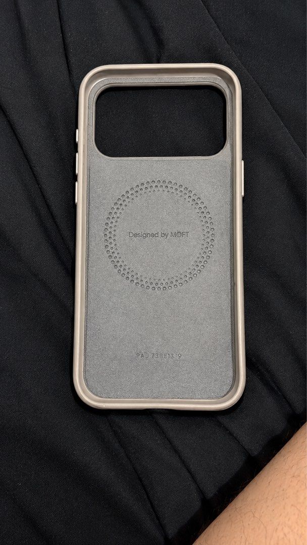 Iphone 17/18 pro max case (Category: Cases & Sleeves) located in Paranaque City. Submitted by prelovedlux83 (Listing ID 1470446769, Image 3). Description: Slim Case -800 Midnight Apple Silicon Case (original) no box -2000 Moft Taupe Snap Case-1200 .