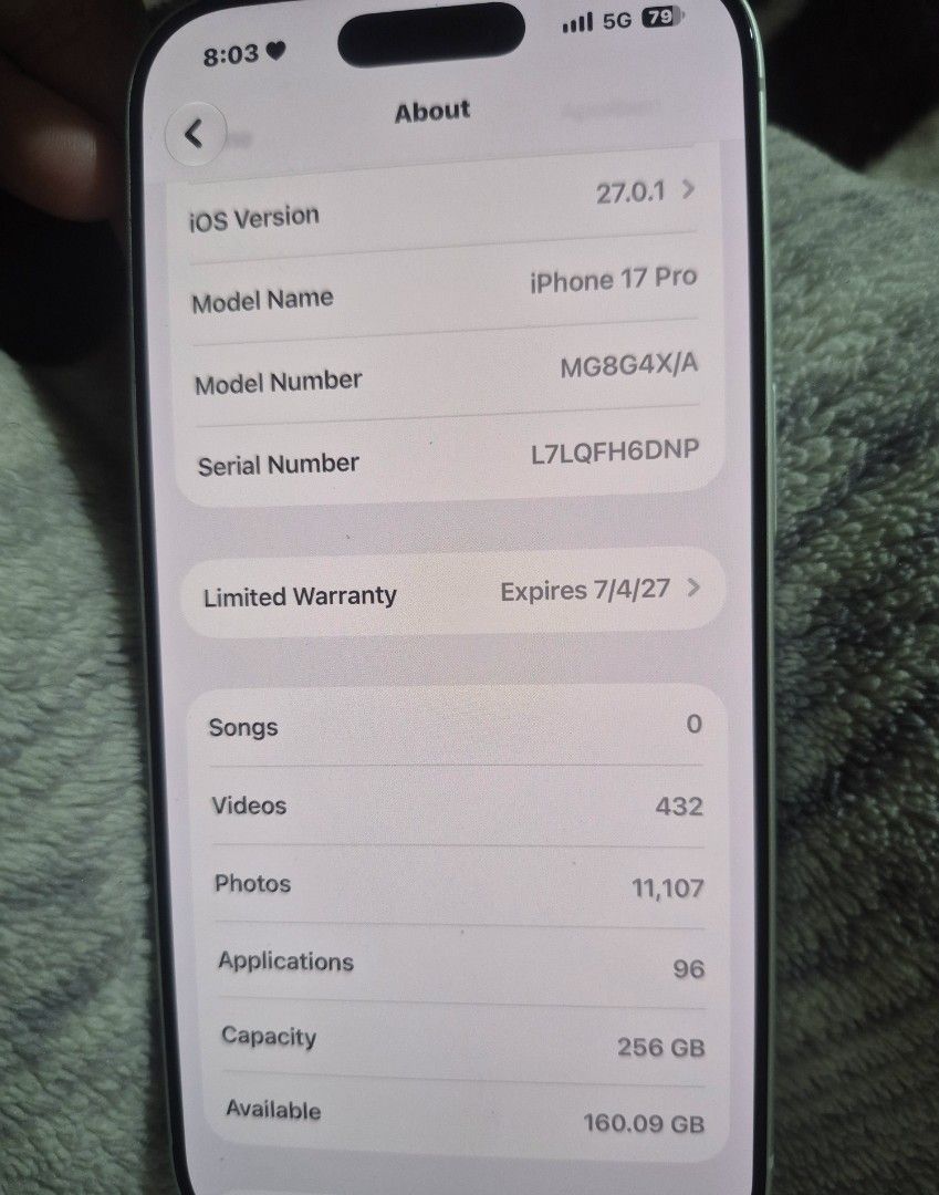Iphone 17 pro (Category: iPhone 17 Series) located in Quezon City. Submitted by mavicx_ (Listing ID 1470474464, Image 2). Description: .