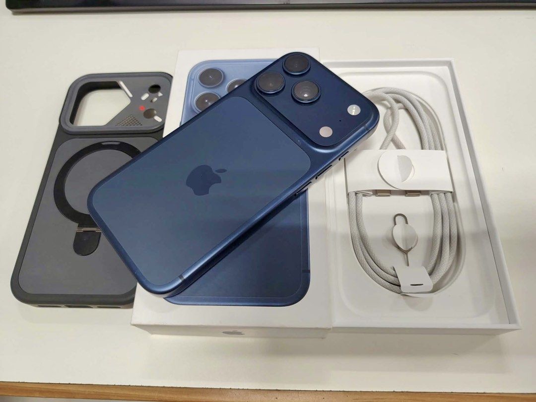 iPhone 17 Pro 256GB NTC (Category: iPhone 17 Series) located in Antipolo. Submitted by itsmeven (Listing ID 1469110036, Image 1). Description: AVAILABLE FOR SALE ‼️‼️ iPhone 17 Pro 256GB GLOBE LOCKED ONGOING OPENLINE 🔋 99% BH 🔌 112 cycle count Warranty till January 2027 PHP 56,990 Slight negotiable ✅ Complete original standard package ✅ Guaranteed no functionality issue ✅ No "Parts and service history" ✅ Test and reset all you want ‼️ 98% smoot