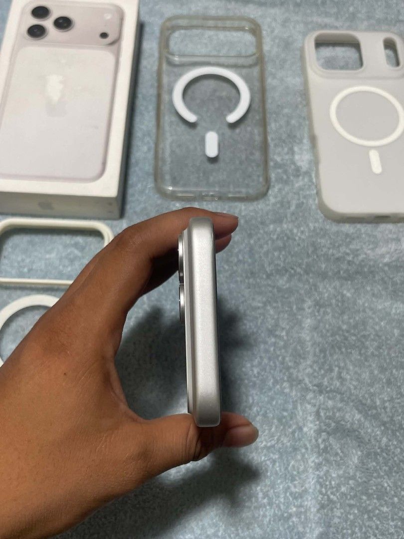 IPHONE 17 PRO MAX 256 (Category: iPhone 17 Series) located in Manila. Submitted by junior04_ninja (Listing ID 1470364569, Image 3). Description: IPHONE 17 PRO MAX SILVER UNDERWARRANTY TILL DECEMBER 2026 256GB FACTORY UNLOCK NO SIM RESTRICTION 4X/A LOCAL VARIANT NTC APPROVED 92% BATTERY HEALTH ORIGINAL BOX WITH SAME IMEI WITH 3 CASE TEMPERED GLASS INSTALLED WITH RECEIPT MAY 1 DENT SA PLATEU SOBRANG LIIT LANGHINDI NAKAKAAPEKTO SA PERFORMANCE SOBRAN