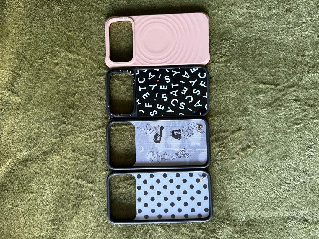 iPhone 17 pro max cases (Category: Cases & Sleeves) located in Marikina City. Submitted by heyj3r (Listing ID 1470533375, Image 3). Description: iPhone 17/18 pro max cases Dupe -Wildflower- 180 each -Casetify black- 250 -Casetify Ripple (dune brown)- 450 Original - Zagg (brand new) og price 2,500 -1k nalang - coehl- 800 -elago- 800 -x.one- 700 NO BOX LOC: Marikina City .