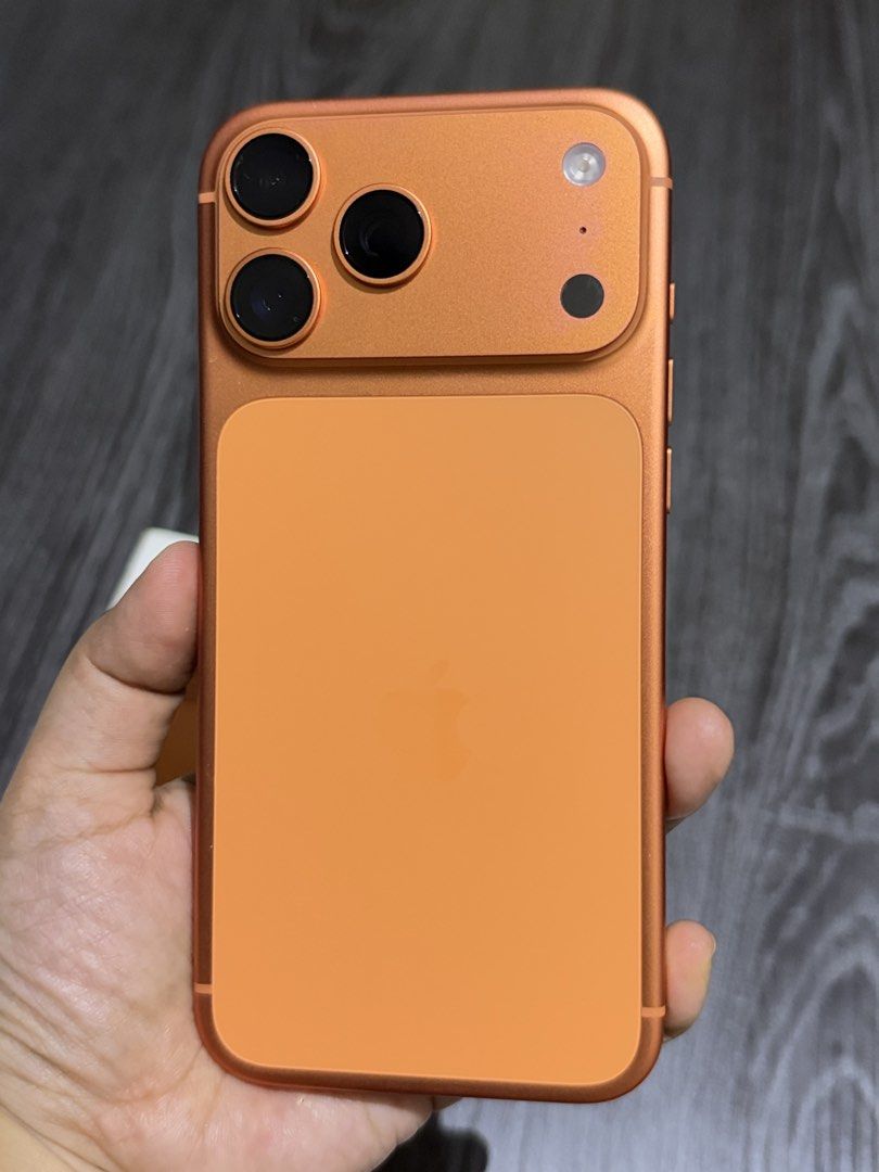iPhone 17 Pro Max Cosmic Orange 256GB, Mobile Phones & Gadgets, Mobile ...