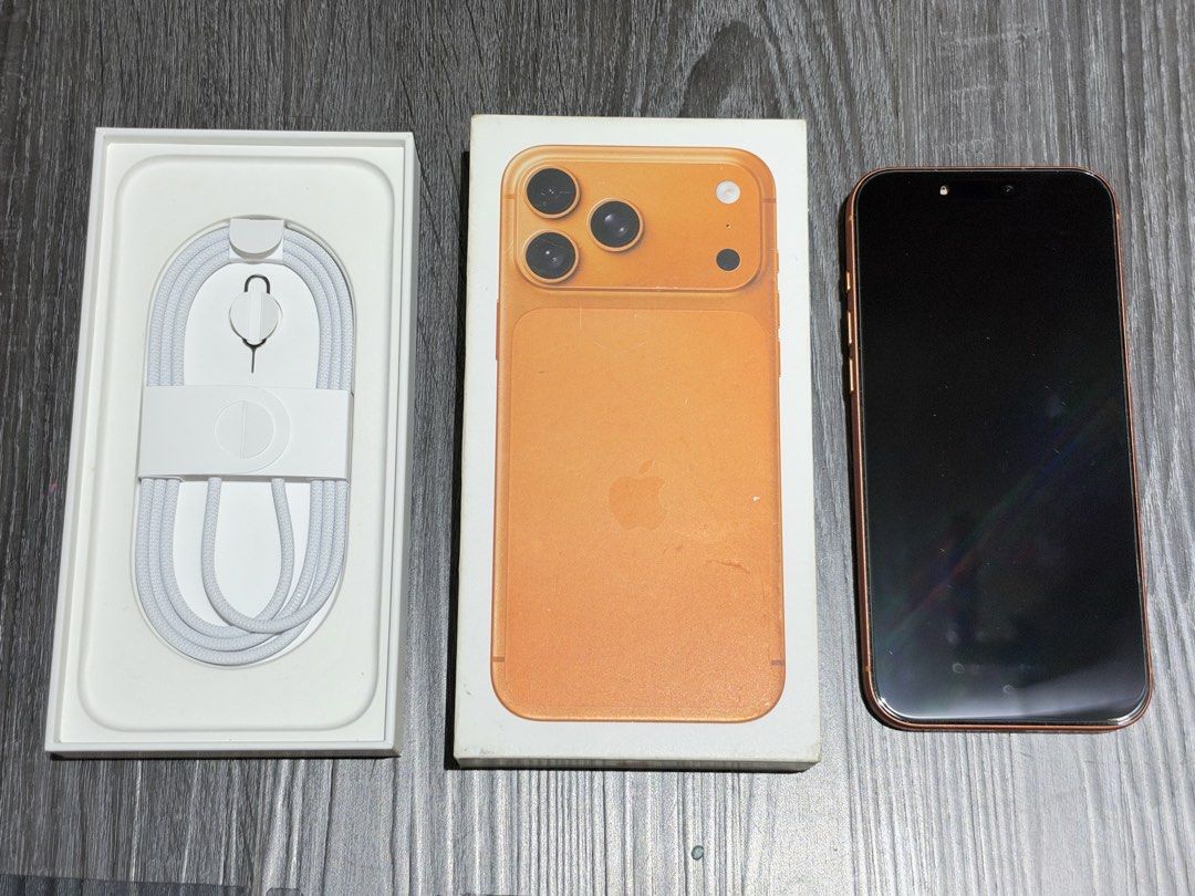 iPhone 17 Pro Max Cosmic Orange 256GB, Mobile Phones & Gadgets, Mobile ...