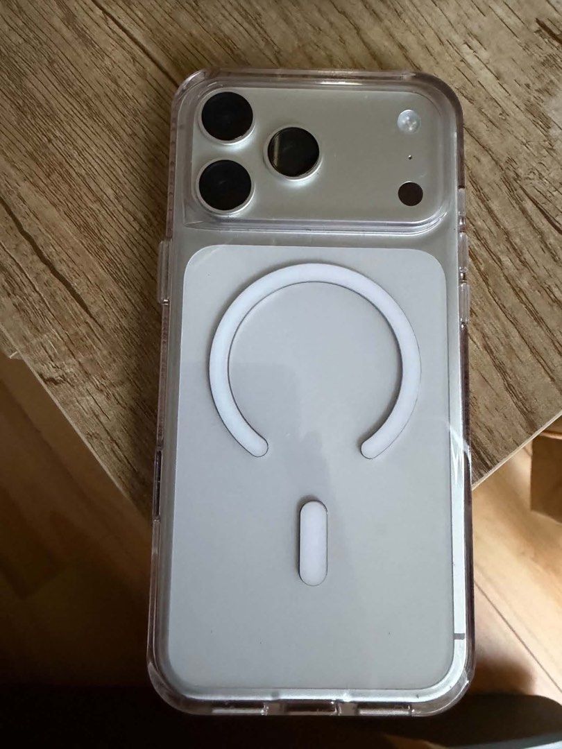 IPHONE 17 PROMAX 1TB (Category: iPhone 17 Series) located in Quezon City. Submitted by headline. (Listing ID 1470430122, Image 2). Description: 📱 FOR SALE! iPhone 17 Pro Max 1TB 🔥 ✨ ALMOST BRAND NEW! 2 months used only ✅ Almost Brand New Condition ✅ Complete Original Receipt ✅ Original Box ✅ Original Charging Cord ✅ Complete Papers & Paper Bag bought it for ₱124,990 last July 23,2026 Selling price: ₱96,500 only.