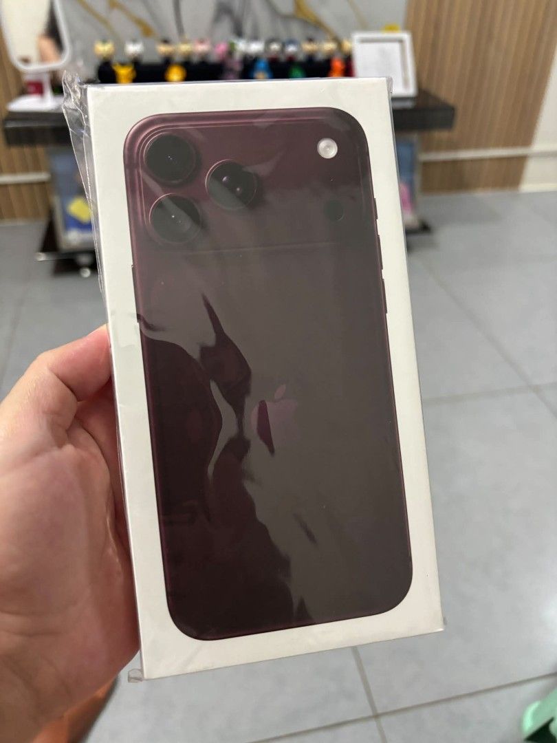 iPhone 18 Pro Max (Category: iPhone 18 Series) located in Manila. Submitted by cmtcollections (Listing ID 1470387748, Image 1). Description: FOR SALE: iPhone 18 Pro Max 256GB • Color: Burgundy • Storage: 256GB • Variant: NTC • Condition: Brand New Sealed Price: ₱93,000 FIXED Location: Dasmariñas, Cavite Strictly fixed price. No haggling and no lowballers, please. PM for serious buyers only. Nearby areas meet-up. ‼️‼️‼️‼️‼️‼️‼️.