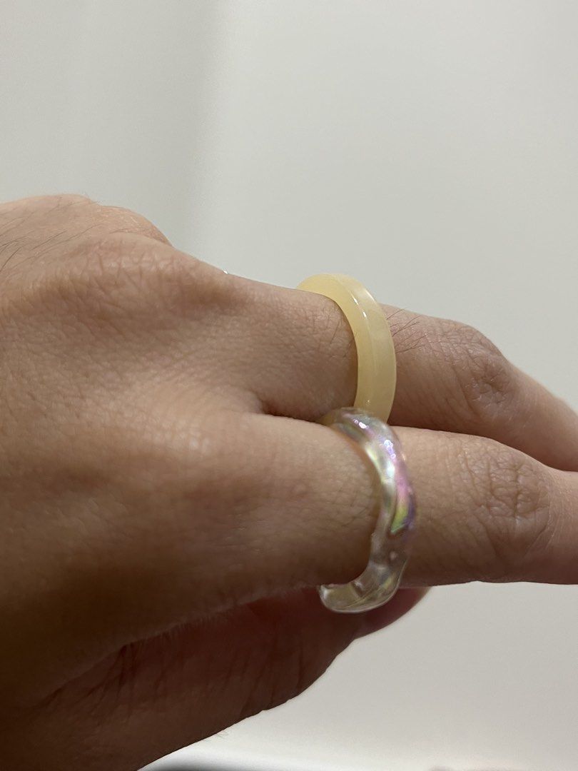 Iridescent Clear Acrylic Resin Ring (Category: Rings) located in Quezon City. Submitted by pinkvanilla.milkshake (Listing ID 1470539321, Image 3). Description: free if you buy other items.