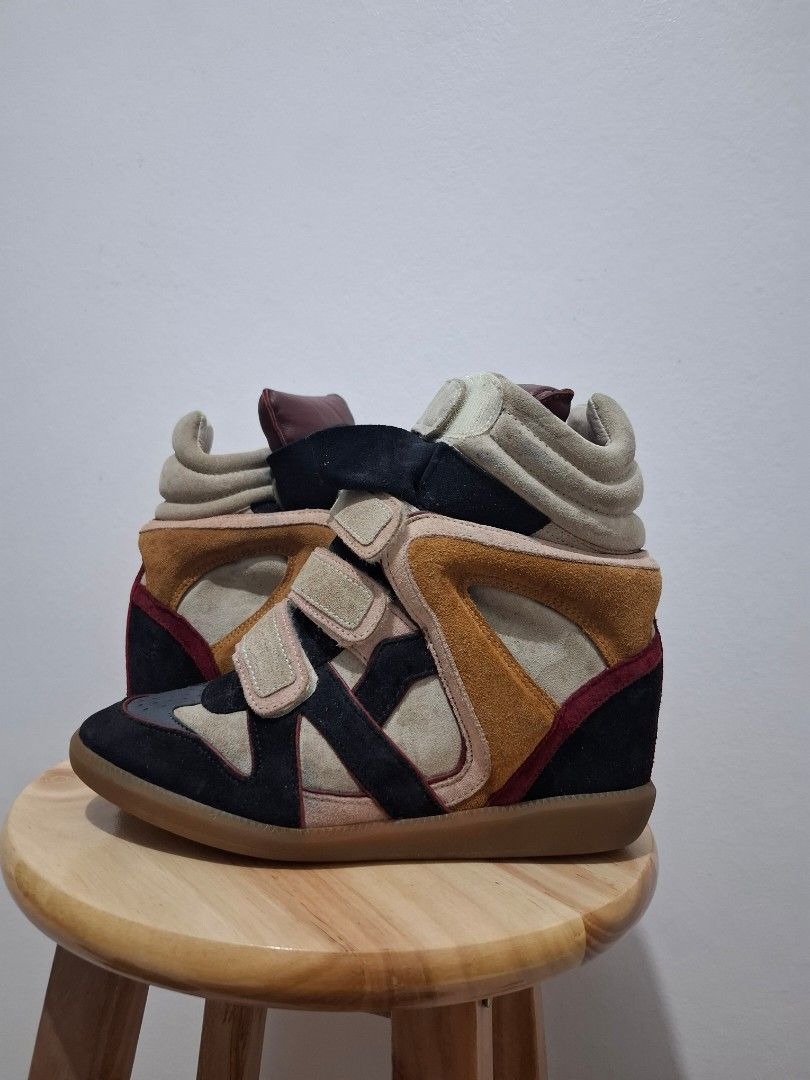 Isabel marant etoile size 38 (Category: Sneakers) located in Tarlac. Submitted by christopher.24 (Listing ID 1470394511, Image 1). Description: excellent condition legit.