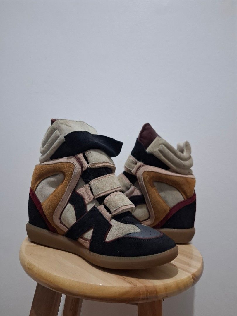 Isabel marant etoile size 38 (Category: Sneakers) located in Tarlac. Submitted by christopher.24 (Listing ID 1470394511, Image 2). Description: excellent condition legit.