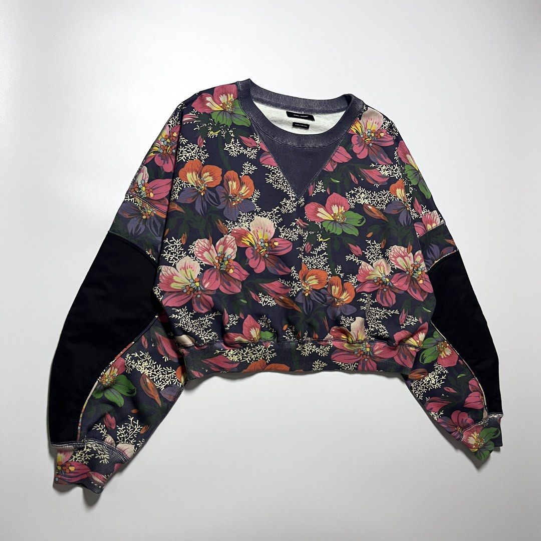 Isabel Marant Floral Print Sweatshirt (Category: Coats, Jackets and Outerwear) located in Cebu City. Submitted by franceuy (Listing ID 1470475145, Image 3). Description: Excellent Condition No Issue W-23.5 L-21 Color rate: 10/10 Cebu City📍.