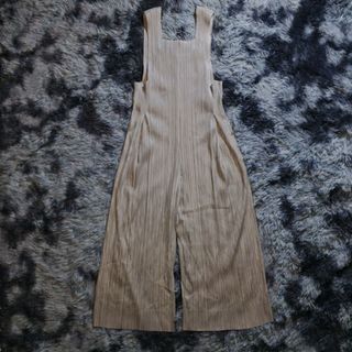 (Category: ) located in . Submitted by finestthriftstuffph (Listing ID 1470521675, Image 1). Description: .