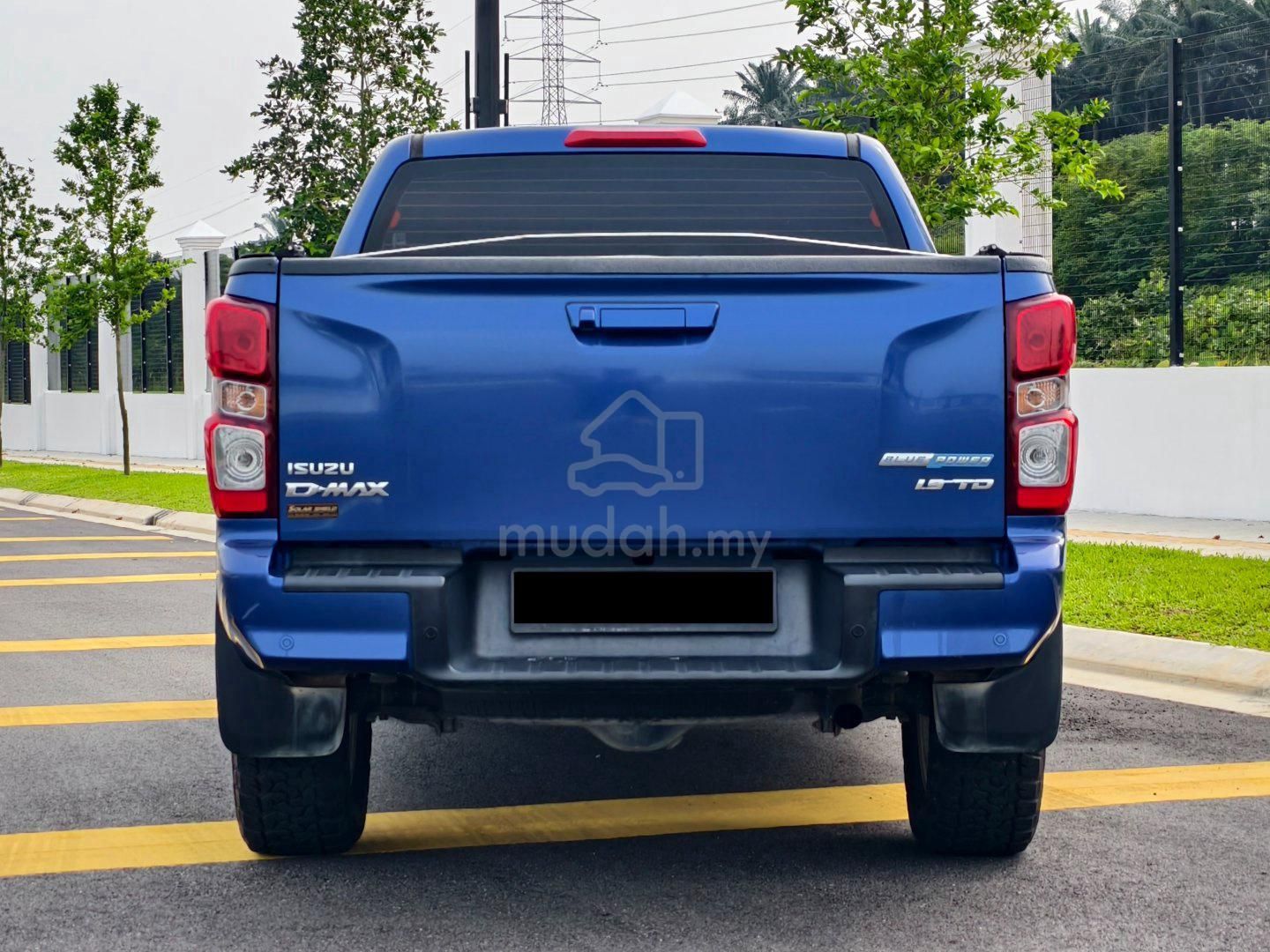 Isuzu D-MAX Auto Plus, Cars, Cars for Sale on Carousell