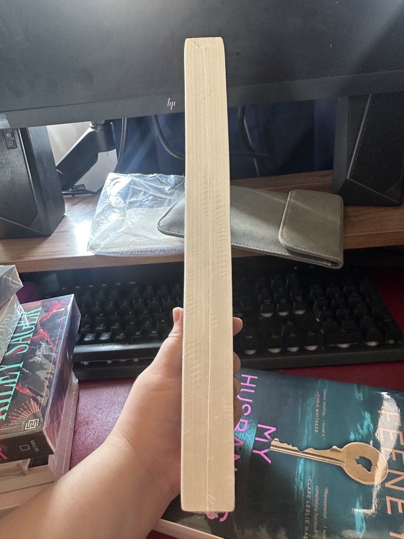 It’s not her by Mary Kubica (Category: Storybooks) located in Quezon City. Submitted by nicole0811 (Listing ID 1470361335, Image 2). Description: Brand new sealed from fully booked.