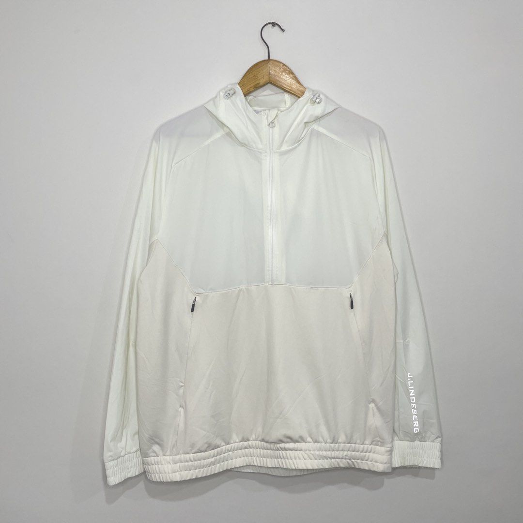 J. Lindeberg Tech Mid - Mid Layer Jacket (Category: Coats, Jackets and Outerwear) located in Manila. Submitted by saintjohnn (Listing ID 1470495095, Image 2). Description: J. Lindeberg Tech Mid - Mid Layer Jacket Size: XL Length: 28" Width: 22.5" Authentic No Issue ₱5,000.