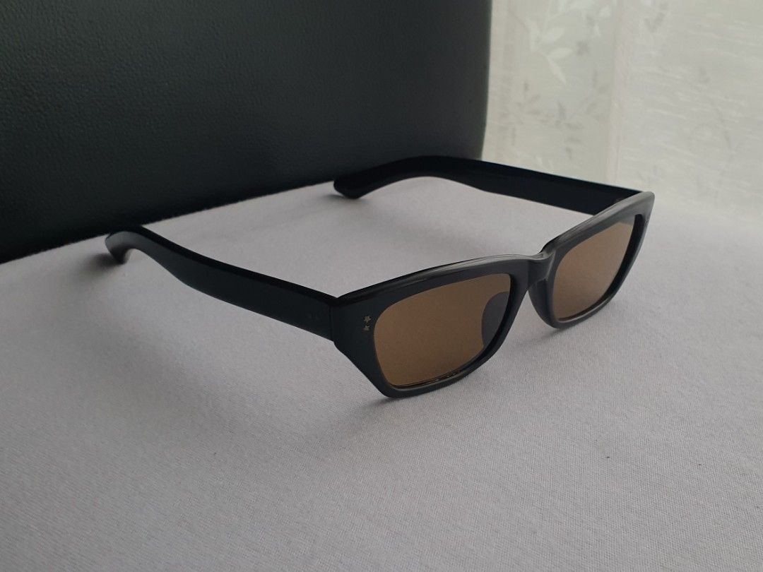 Japan Vintage Thick Acetate Sunglasses (Category: Sunglasses & Eyewear) located in Quezon City. Submitted by WasalakTwo (Listing ID 1470446915, Image 1). Description: Bought in Japan 1960s to 1970s Rare and hard to come by Glass lens Goodcondition Still presentable Well preserved Open for delivery nationwide.