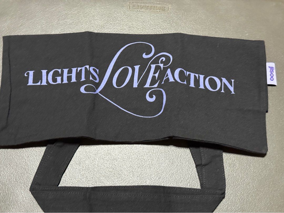 Jisoo love lights action tote bag (Category: Tote Bags) located in San Juan City. Submitted by teas_atbp (Listing ID 1470487571, Image 2). Description: .