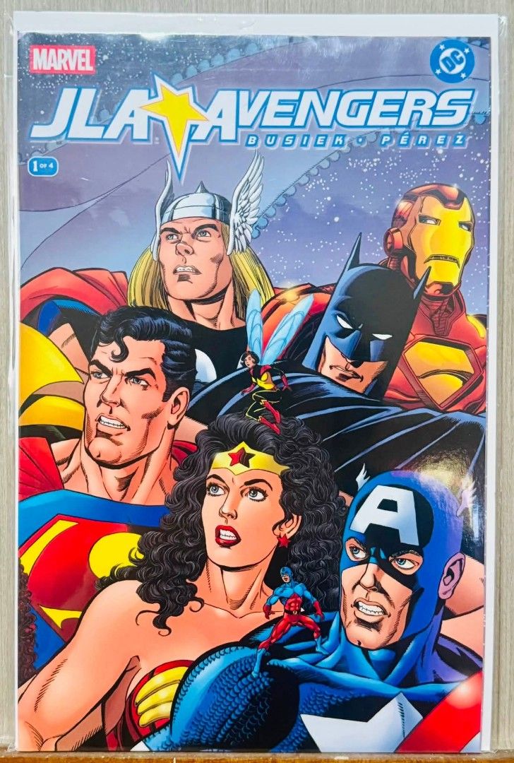 JLA/Avengers Set (Category: Comics & Manga) located in Manila. Submitted by komikskid92 (Listing ID 1470348978, Image 2). Description: JLA/Avengers Set Facsimile Edition JLA/Avengers Set Issue 1 JLA/Avengers Issue 3 and 4 Connecting Covers CONNECTING COVERS by ALEX ROSS Items are VF+ to NM Condition Mandaluyong location.