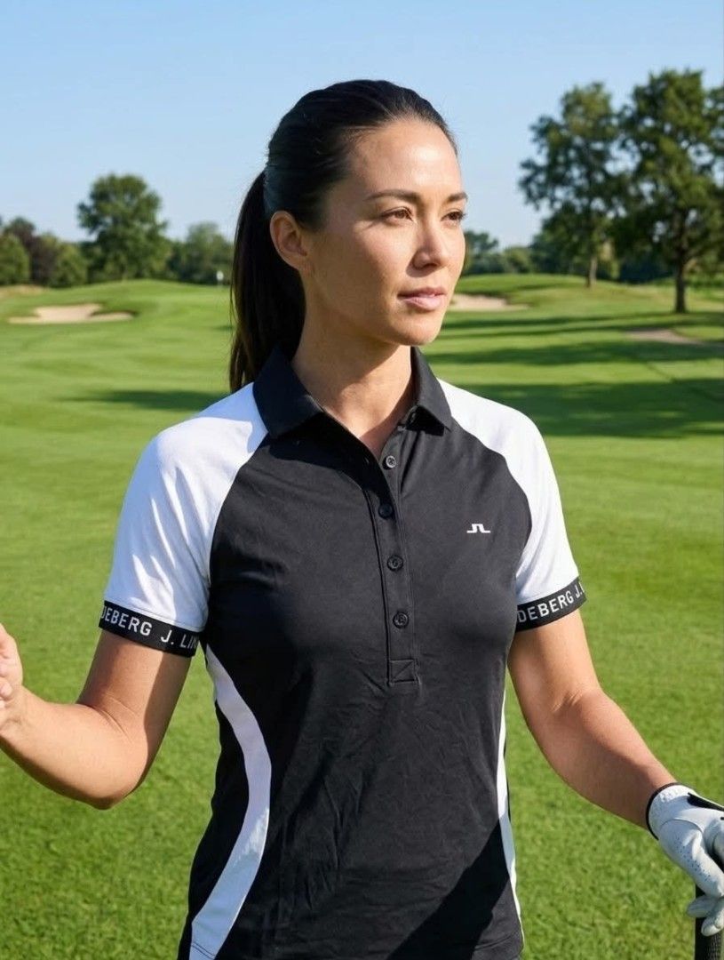 JLINDEBERG BEHATI GOLF POLO SHIRT (Category: Activewear) located in Talisay. Submitted by nooooooooooooooooy (Listing ID 1470453383, Image 1). Description: JLINDEBERG BEHATI GOLF POLO SHIRT LARGE WIDTH 18 LENGTH 21 EXCELLENT NO FLAWS, NEED WASH PM💌💌.