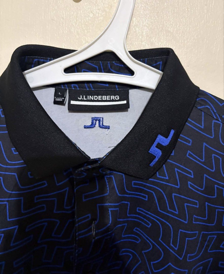 Jlindeberg Golf polo shirt AOP (Category: Activewear) located in General Trias. Submitted by luxfinds2019 (Listing ID 1470452737, Image 3). Description: JL polo shirt AOP! 2200 shipped only! Size large slim 21by28 Asnew 💯 No issue Pm.
